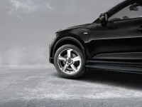 Gebraucht Audi Q2 S-Line 150 PS (110 kW) 2024 Mythosschwarz metallic SUV
