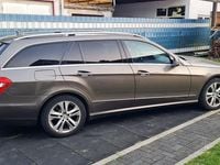 Gebraucht Mercedes E250 Avantgarde 204 PS (150 kW) 2012 Braun Kombi
