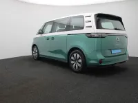 Gebraucht VW ID. Buzz Pro 210 kW (286 PS) 2025 Candyweiß/bay leaf green m... Van / Kleinbus