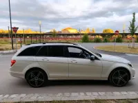 Gebraucht Mercedes 220 170 PS (125 kW) 2011 Weiß Kombi