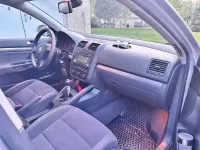 Używany VW Jetta 102 KM (75 kW) 2006 Szary Sedan/Limuzyna