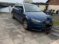 Gebraucht Audi A1 89 PS (65 kW) 2011 Blau Kleinwagen