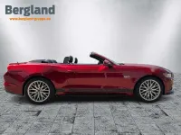 Gebraucht Ford Mustang GT Convertible 421 PS (309 kW) 2017 Lucidrot metallic rot Cabrio