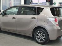 gebraucht Toyota Verso 1.6 SkyView Edition*NAVI*AHK*PANO*KAMERA*SHZ*8Fach