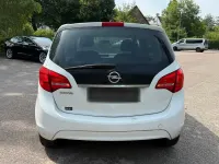 Gebraucht Opel Meriva 101 PS (74 kW) 2012 Weiß Van / Kleinbus