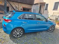 Gebraucht Hyundai i30 Premium 140 PS (102 kW) 2018 Blau Limousine