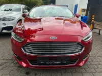 Gebraucht Ford Mondeo Titanium 179 PS (131 kW) 2015 Rot Limousine
