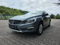 Gebraucht Volvo V60 CC Kinetic 150 PS (110 kW) 2016 Grau Kombi