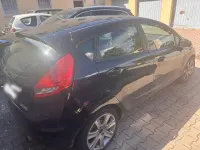 Gebraucht Ford Fiesta 95 PS (69 kW) 2012 Schwarz Kleinwagen
