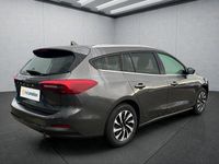 Neu Ford Focus Titanium 116 PS (85 kW) 2025 Grau Kombi