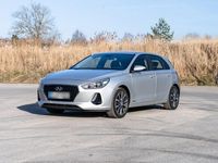 Gebraucht Hyundai i30 99 PS (72 kW) 2018 Silber Kleinwagen