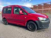 Gebraucht VW Caddy Trendline 102 PS (75 kW) 2013 Rot Van / Kleinbus