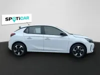 Neu Opel Corsa-e Edition 100 kW (136 PS) 2026 Lackierung okenitweiss/typ au Kleinwagen