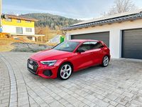 Gebraucht Audi S3 Ambiente 310 PS (228 kW) 2023 Rot Limousine