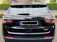 Gebraucht Jeep Compass Longitude 140 PS (102 kW) 2019 Schwarz SUV
