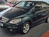 Second-hand Mercedes E200 193 CP (141 kW) 2009 Verde Berlinǎ