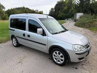 Usata Opel Combo 97 CV (71 kW) 2006 Argento Monovolume