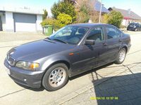 Gebraucht BMW 318 143 PS (105 kW) 2002 Grau Limousine