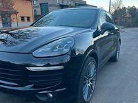 Gebraucht Porsche Cayenne S E-Hybrid 333 PS (244 kW) 2016 Schwarz SUV