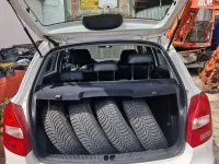 Gebraucht Skoda Fabia Cool Edition 60 PS (44 kW) 2011 Weiß Kleinwagen