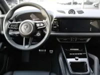 Neu Porsche Cayenne 740 PS (544 kW) 2026 Vanadiumgraumetallic SUV