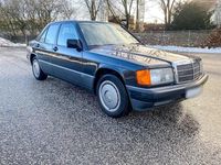 Second-hand Mercedes 190 109 CP (80 kW) 1992 Negru Berlinǎ