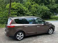 Gebraucht Renault Grand Scénic III 110 PS (80 kW) 2011 Braun Van / Kleinbus