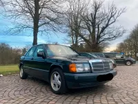 Gebraucht Mercedes 190 122 PS (89 kW) 1989 Grau Limousine