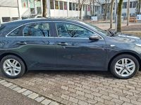 Gebraucht Kia Ceed Vision 140 PS (102 kW) 2021 Grau Kleinwagen