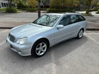 Gebraucht Mercedes C200 Avantgarde 122 PS (89 kW) 2007 Silber Kombi