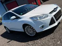 Gebraucht Ford Focus 150 PS (110 kW) 2011 Weiß Kombi