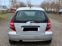 Gebraucht Mercedes A150 Classic 95 PS (69 kW) 2007 Silber Van / Kleinbus