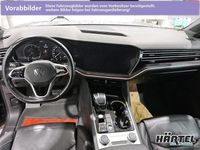 Gebraucht VW Touareg Elegance 381 PS (280 kW) 2021 Deep black perleffekt, pearl effect SUV