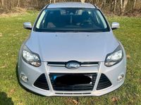 Gebraucht Ford Focus Titanium 101 PS (74 kW) 2012 Andere farben Kombi