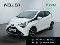 Gebraucht Toyota Aygo Connect Style 72 PS (52 kW) 2018 Weiß Kleinwagen