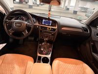 Gebraucht Audi A4 143 PS (105 kW) 2013 Andere farben Kombi