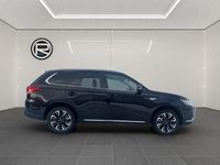 Gebraucht Mitsubishi Outlander P-HEV Plus 189 PS (139 kW) 2018 Schwarz SUV