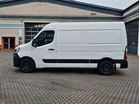 Gebraucht Renault Master Komfort 179 PS (131 kW) 2022 Weiß Van / Kleinbus