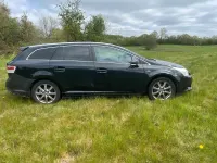 Gebraucht Toyota Avensis T2 176 PS (129 kW) 2010 Schwarz Kombi
