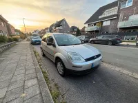 Gebraucht Ford Fiesta 80 PS (58 kW) 2002 Silber Kleinwagen