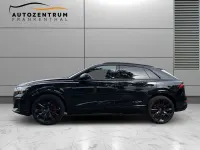 Gebraucht Audi Q8 S-Line 286 PS (210 kW) 2024 Mythosschwarz SUV