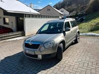 Gebraucht Skoda Yeti 140 PS (102 kW) 2011 Grau SUV