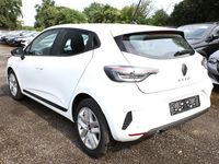 Begagnad Renault Clio V Evolution 91 HK (66 kW) 2024 Vit Halvkombi