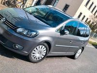 Gebraucht VW Touran Highline 170 PS (125 kW) 2012 Grau Van / Kleinbus