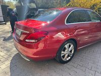 Gebraucht Mercedes C180 156 PS (114 kW) 2016 Rot Limousine