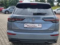 Neu Mitsubishi Outlander P-HEV Plus 306 PS (225 kW) 2025 Mondsteingrau SUV