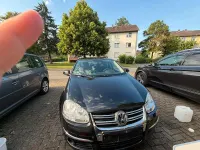 Gebraucht VW Jetta 105 PS (77 kW) 2010 Schwarz Limousine