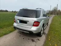 Gebraucht Mercedes ML320 224 PS (164 kW) 2007 Silber SUV