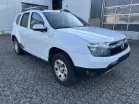 Gebraucht Dacia Duster Lauréate 110 PS (80 kW) 2011 Gletscherweiss SUV