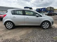 Gebraucht Opel Corsa Satellite 86 PS (63 kW) 2011 Silber Kleinwagen